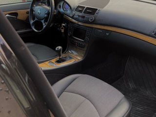 Mercedes E-Class foto 8