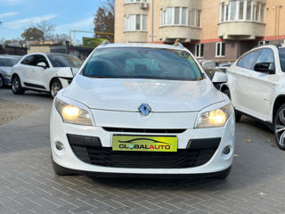 Renault Megane foto 2