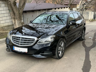 Mercedes E-Class foto 1