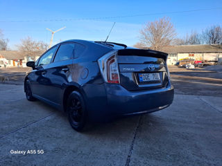 Toyota Prius foto 3