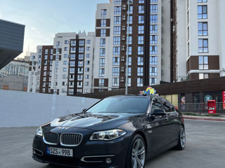 BMW 5 Series foto 3