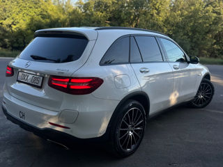 Mercedes GLC foto 3