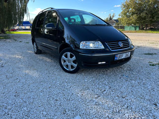 Volkswagen Sharan foto 2