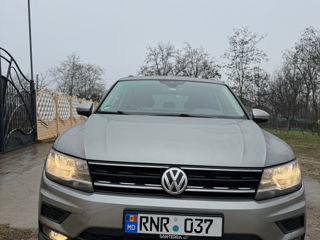 Volkswagen Tiguan foto 2