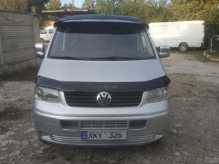 Volkswagen T5 foto 2