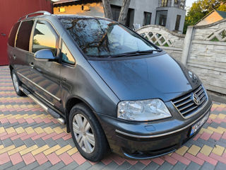 Volkswagen Sharan foto 3