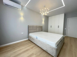 Apartament cu 2 camere, 48 m², Durlești, Chișinău foto 2