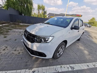 Dacia Logan foto 4