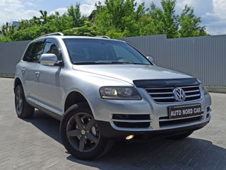 Volkswagen Touareg foto 2