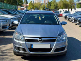 Opel Astra foto 2