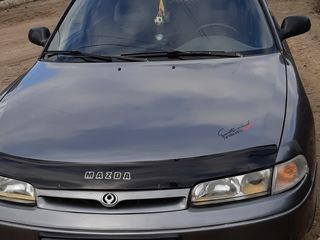 Mazda 626 foto 1