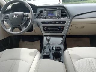 Hyundai Sonata foto 6