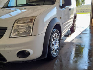 Ford Transit Connect foto 2