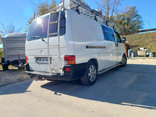 Volkswagen Caravelle foto 15