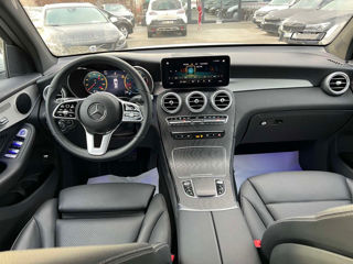 Mercedes GLC foto 6