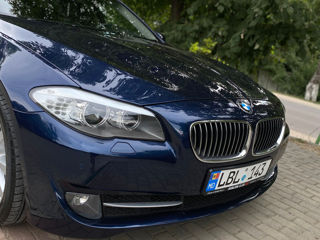 BMW 5 Series foto 2