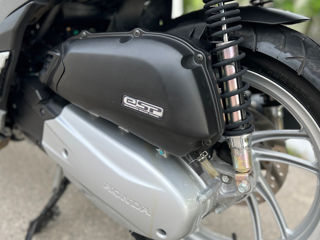 Honda SH 125 foto 5