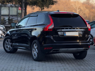 Volvo XC60 foto 5