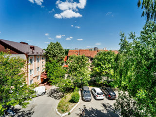 Apartament cu 3 camere, 75 m², Centru, Ialoveni