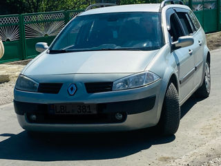 Renault Megane foto 2