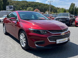 Chevrolet Malibu foto 2