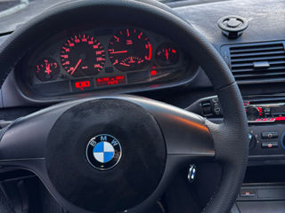 BMW 3 Series foto 2