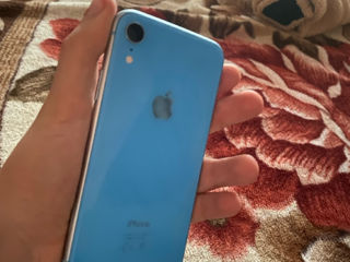 iPhone XR (128)