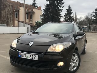 Renault Megane foto 1