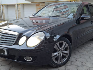 Mercedes E-Class foto 3