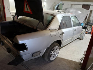 Mercedes Series (W124) foto 9