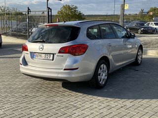 Opel Astra foto 4