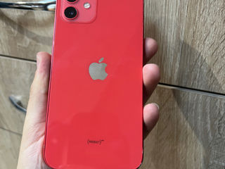 iphone 12 red foto 6