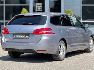 Peugeot 308 foto 6