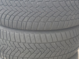 Anvelope 205/50 R17 Brigestone 2 Dunlop 2 Iarna . Starea super