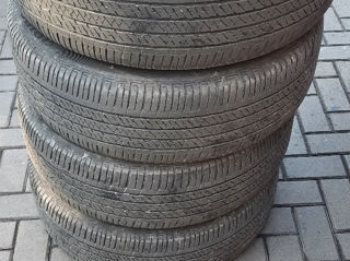 Se vinde anvelope brigestone  235/55 r18 foto 2