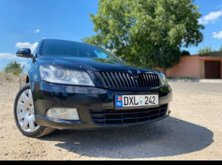 Skoda Octavia foto 1