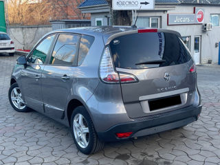 Renault Scenic foto 3