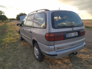 Volkswagen Sharan foto 2