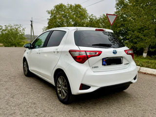 Toyota Yaris foto 3