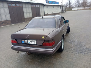 Mercedes E-Class foto 6