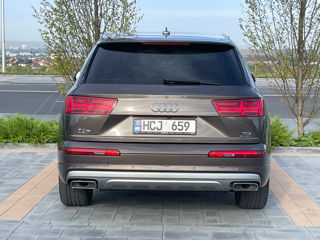 Audi Q7 foto 5