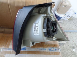 Lampa stop Dreapta, Volkswagen Golf 5,originala,cod 1K6 945 095 AC foto 5