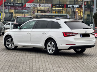 Skoda Superb foto 5