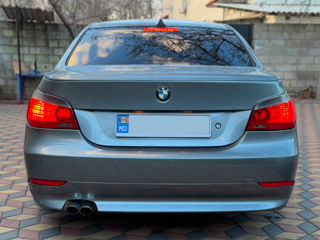 BMW 5 Series foto 5