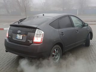 Toyota Prius foto 3