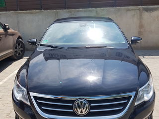 Volkswagen Passat CC foto 1