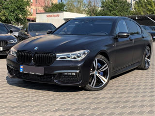 BMW 7 Series foto 1