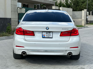 BMW 5 Series foto 5