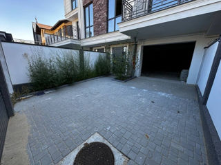 Townhouse langa padure foto 4