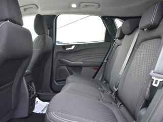 Ford Kuga фото 10